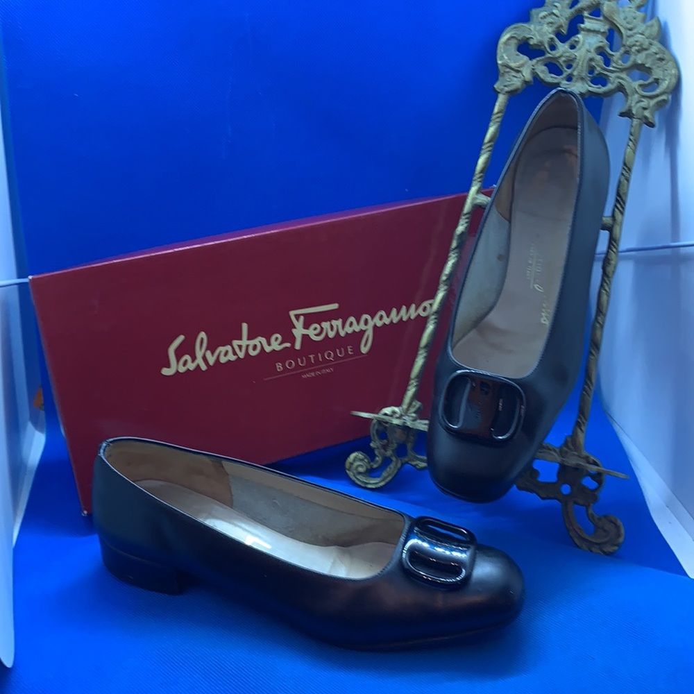 Salvatore Ferragamo Boutique Pumps Size 61/2 B
